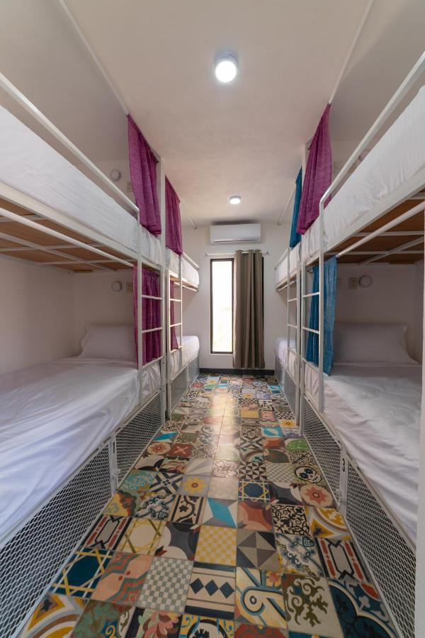 New Friends Hostel & Bar Adults Only Valladolid  Ngoại thất bức ảnh