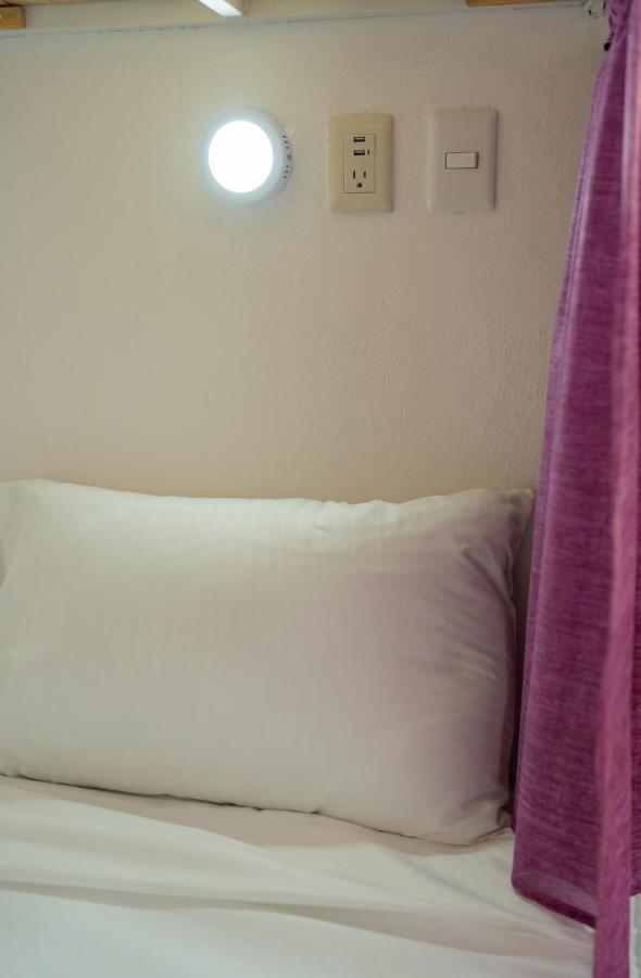 New Friends Hostel & Bar Adults Only Valladolid  Ngoại thất bức ảnh