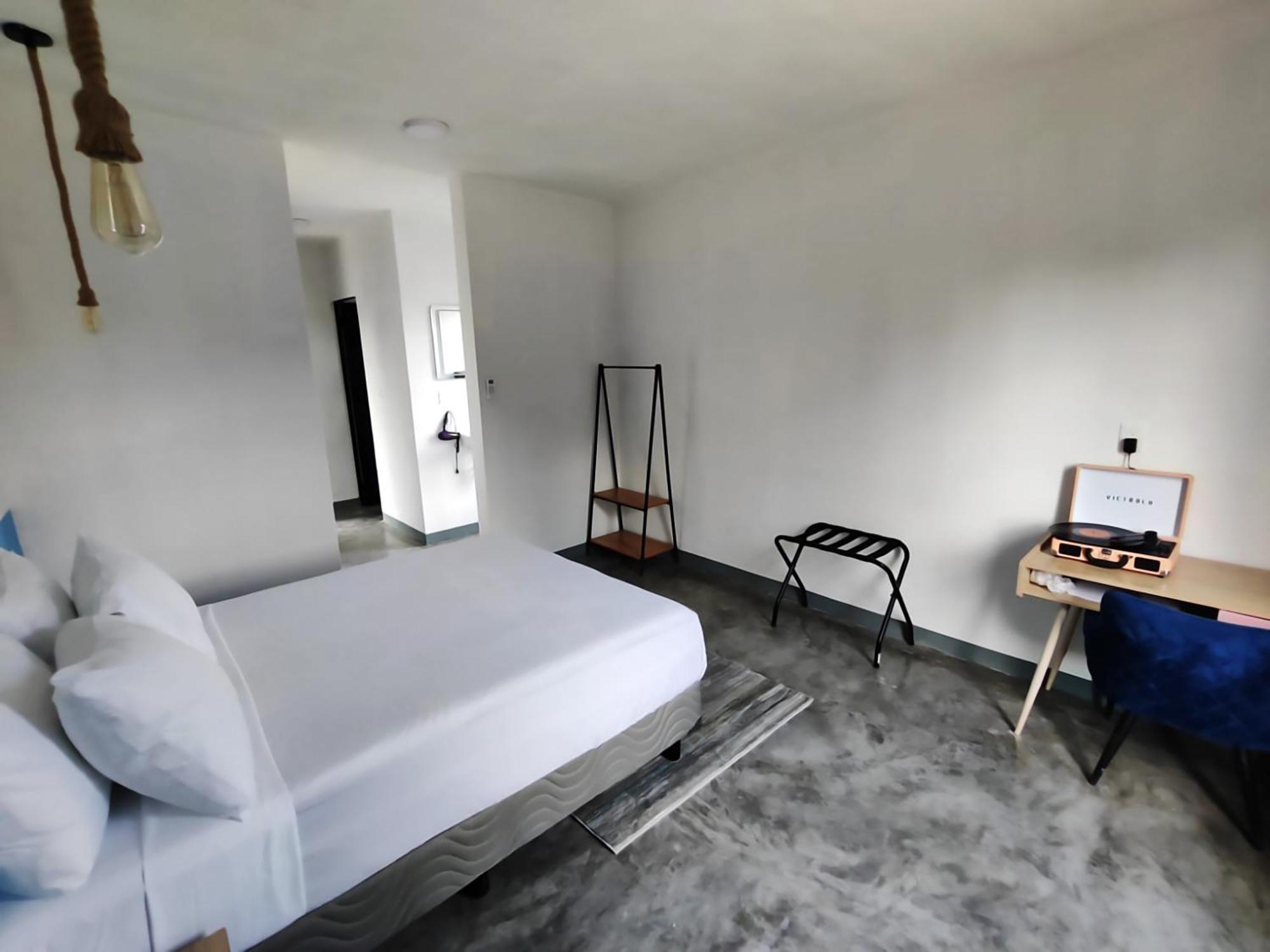 New Friends Hostel & Bar Adults Only Valladolid  Ngoại thất bức ảnh