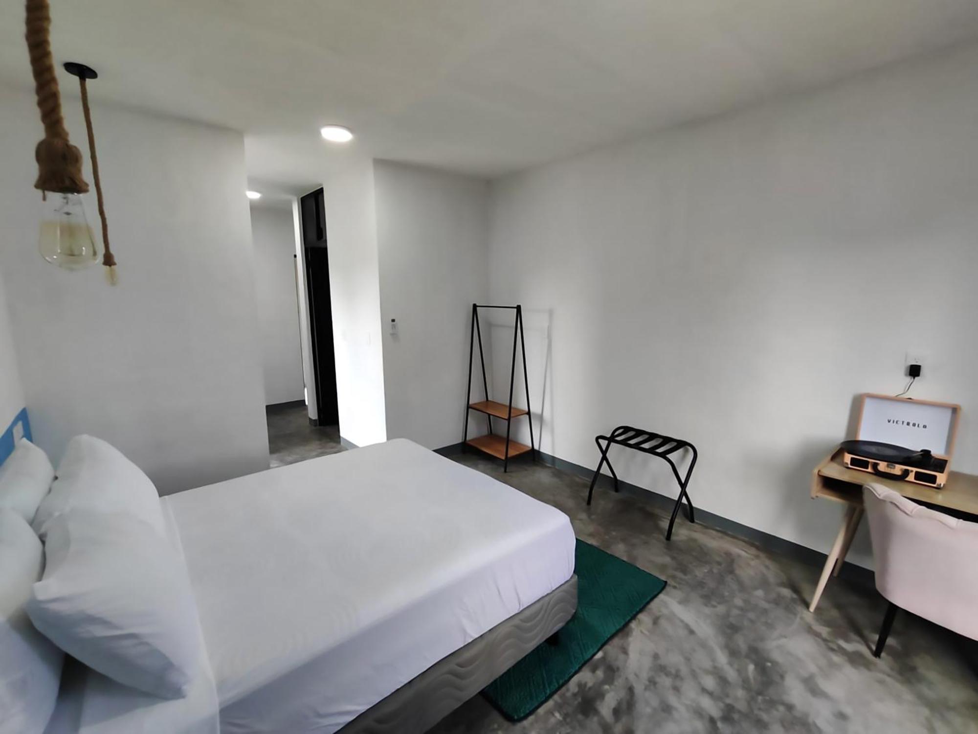 New Friends Hostel & Bar Adults Only Valladolid  Ngoại thất bức ảnh